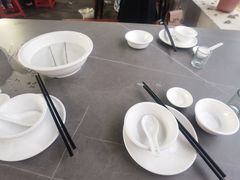 餐具摆设-阿弟特色海鲜餐厅·大排档(平潭店)