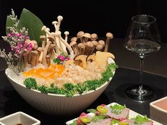 -左庭右院鲜牛肉火锅黑金店(陆家嘴中心店)