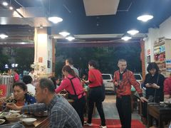 大堂-杨三娘跷脚牛肉(羊子山西路店)