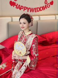 -莫小姐婚纱