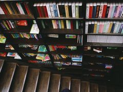 -钟书阁(松江泰晤士小镇店)