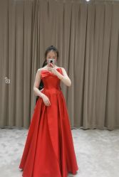 点击看大图 -Renee芮亦婚纱