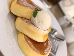 -幸せのパンケーキ(心斎橋店)