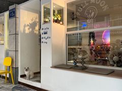 门面-FULL MOON满月咖啡