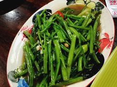 -Dang restaurant (patong phuket)