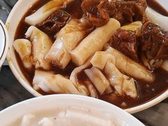 牛腩猪肠粉-凌记