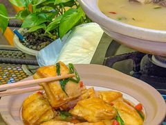 -霄汉牛三鲜湖北砂锅菜(万松园2店)