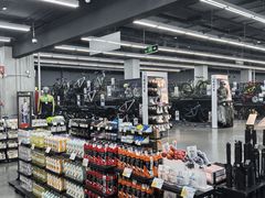 -迪卡侬(越秀公园店)