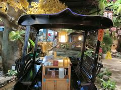 -城墙拐拐火锅(三峡广场黑金冠店)