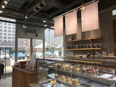 -焙丽拾光(麦凯乐直营店)