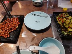 -茅炒屋龙虾·烧烤·湘菜(新河路店)
