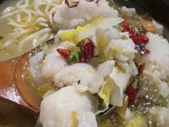 -周鱼小馆石锅酸菜鱼(活力汇店)