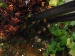 -亮欢寨酸汤鱼(沙冲路店)