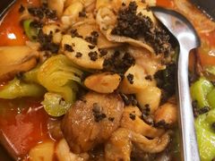 黑松露牛肝菌焖牛蛙-云海肴·汽锅鸡·云南菜(苏州中心店)
