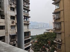 -白象居