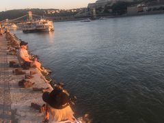 -多瑙河畔鞋履雕塑