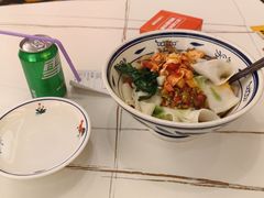 -阿瓦山寨·湘菜现炒·剁椒鱼头王(咸阳总店)