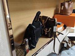 -沐渔二手奢侈品黄金手表包包回收·中古店(广州塔店)