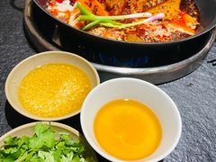 -四小区火锅·巷子里的重庆火锅(花照壁店)