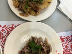 -月亮房·白斩鸡(娄山关路店)