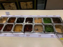 自助调料区-古关火锅店(古北水镇景区店)
