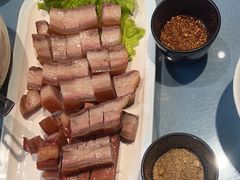 -乔家小院•非遗驴肉•本地小海鲜(滨河路店)