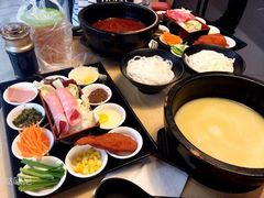 过桥米线-阿香米线(中原万达店)