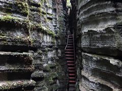 -梭布垭石林景区