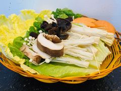 -老何太太鹤岗小串·团建聚餐(龙华店)