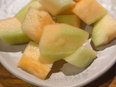 -老牌坊云南鱼豆花火锅(哈西万达店)