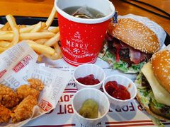 -The Habit Burger Grill 哈比特汉堡(复兴soho店)