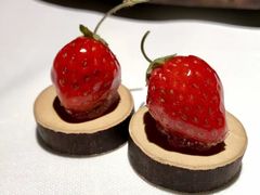 -Bleston Court Yukawatan