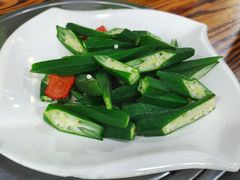 -大富蚝乌东哥饭店·石锅鱼杂·柠檬鸭(革新路店)
