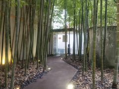 -穹六人间 people 6(岳阳路店)