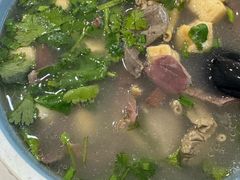 -老新隆牛肉锅贴(新街口店)