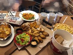 -必胜客(WOW象山涌金广场店)