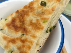 特色葱花饼-都江堰石锅鱼