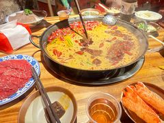 -周小明火锅(黑金冠社区店)