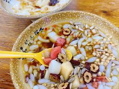 -八一路好吃街(雨田商务大厦店)