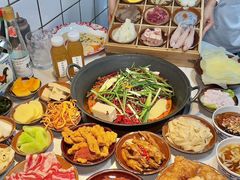 -芈重山老火锅(广州首店)