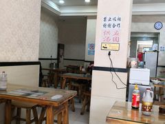 大堂-东北熏肉大饼(大学南路店)
