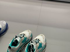 -BALENCIAGA(比斯特苏州购物村店)