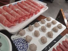 -楼外楼大刀肉传统火锅居(繁荣路店)
