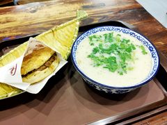 羊肉汤（多肉）-穆得·老周家牛肉烧饼(普利街店)