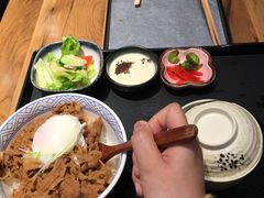 -牛気·越光米牛肉饭(水游城店)