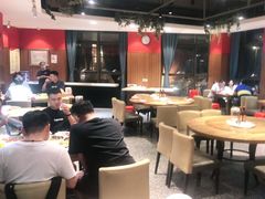 大堂-永红源啤酒·烧烤·海鲜·大排档(青特城店)