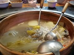 -阿山卓·野生菌火锅·纳西火塘烤肉