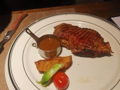 -食间牛排(重庆路万达店)