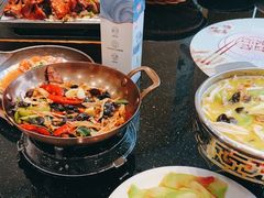 -香山湖家家宴(中山陵店)