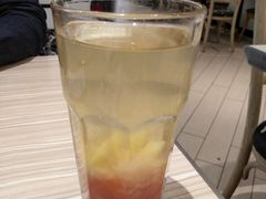 白桃气泡乌龙茶-必胜客(嘉兴八佰伴店)
